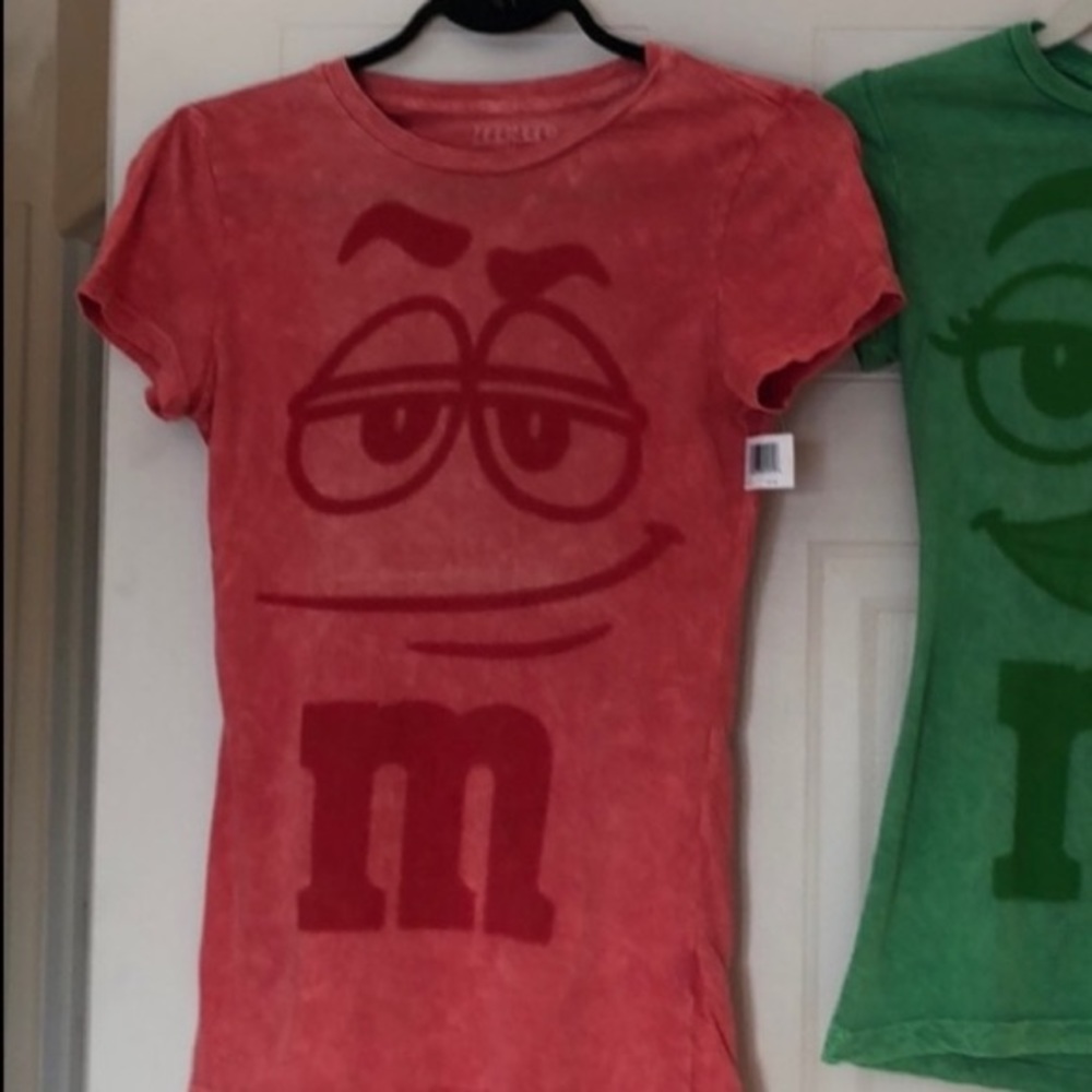 M&M’s world red t-shirt